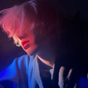 一字马扣出水来H
